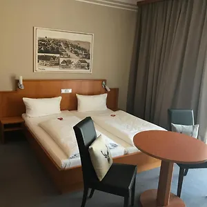 https://neumaiers-hirsch-gasthof-und-landhotel-weissenhorn.com-bavaria.com